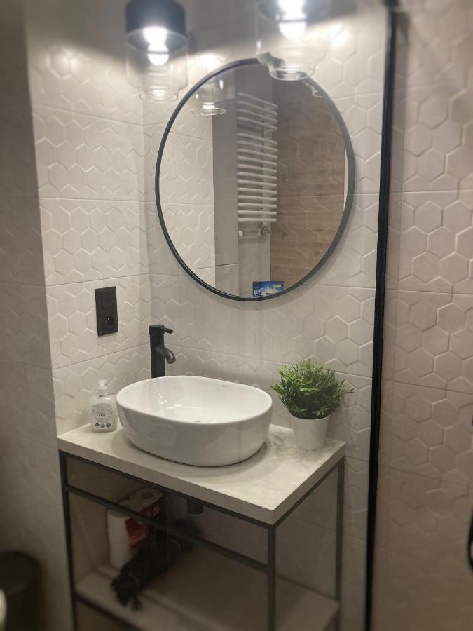 Ceglana Park 72 Studio Катовице Екстериор снимка